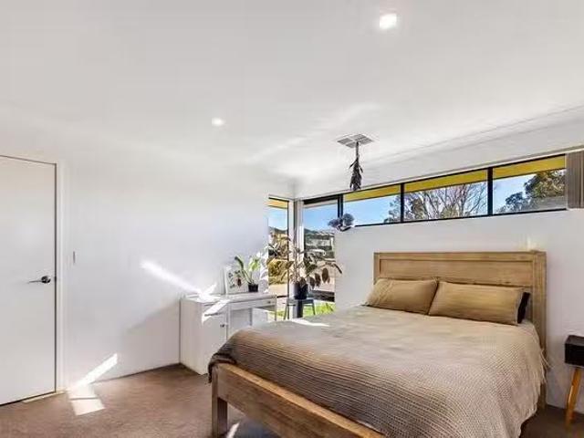 Nice 69 Burleigh Boulevard, Yanchep, WA 6035