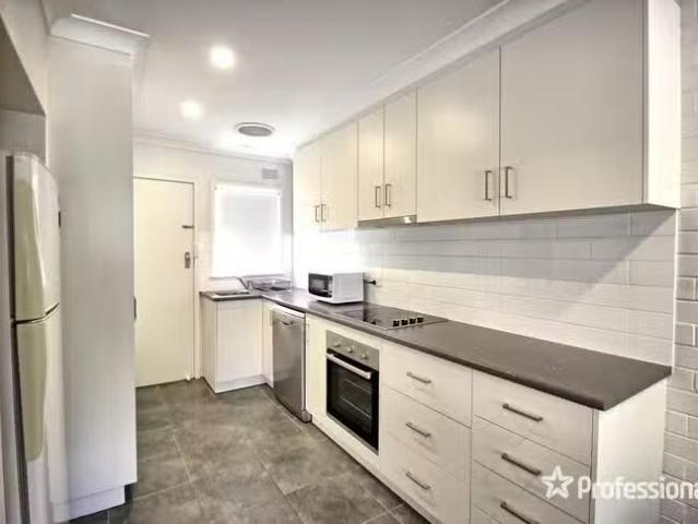 Deal! 6/10 Sherwood Avenue, Kooringal, NSW 2650
