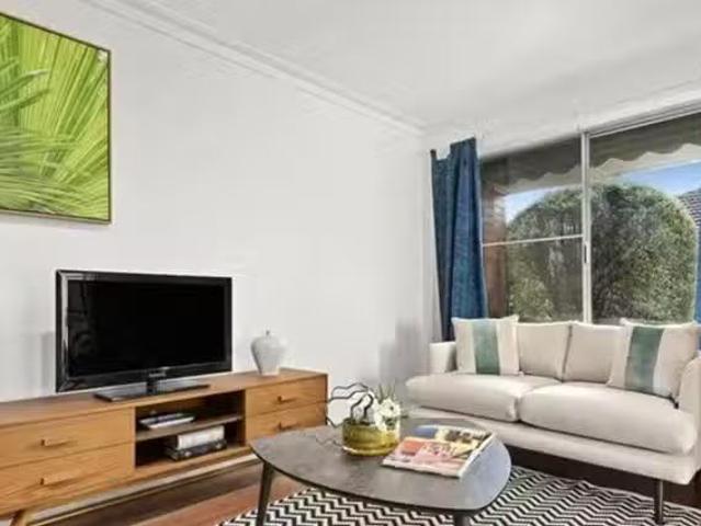 Unique 6/115 Surrey Road, Blackburn North, VIC 3130