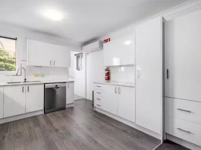 Unique 6/12 Everard Street, Port Macquarie Apartment for rent.