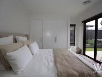 Cheap 6/135 Keppel Street, Bathurst Apartment for rent Listed.