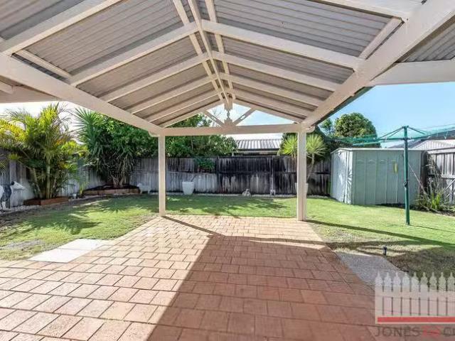 Cozy 61 Vaucluse Crescent, Ellenbrook, WA 6069
