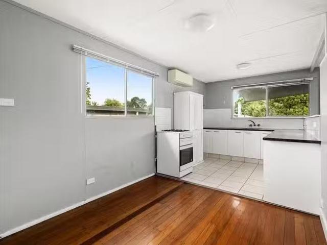 For Rent! 61 Westminster Avenue, Golden Beach, QLD 4551