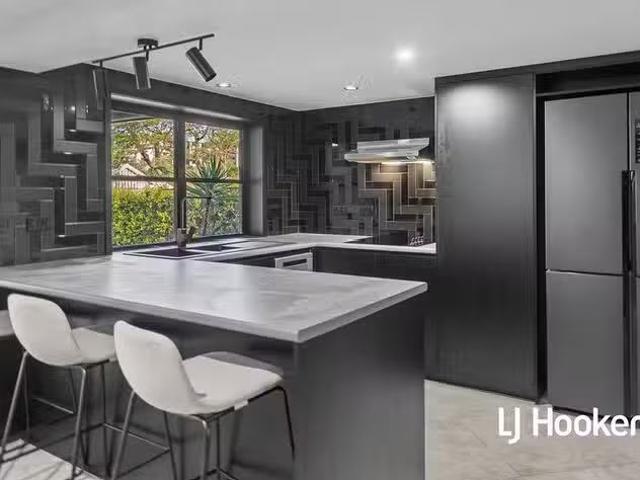 Cozy 625A Webster Road, Chermside, QLD 4032