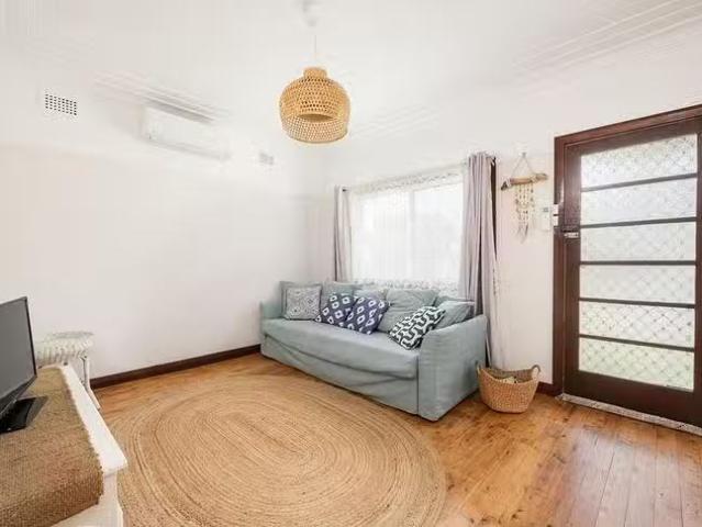 Unique 62 Toowoon Bay Road, Long Jetty, NSW 2261