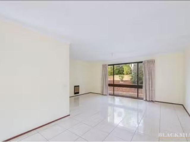 Cheap 63 Mac Callum Circuit, Florey House for rent Listed by.