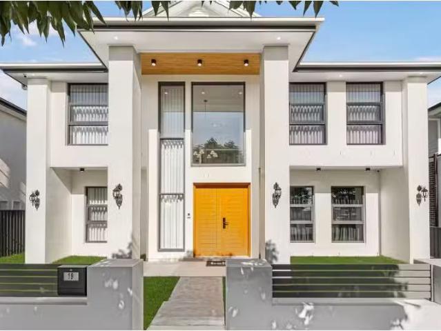 Cozy 6 BR 19 Elara Boulevard, Marsden Park House for rent Lis.