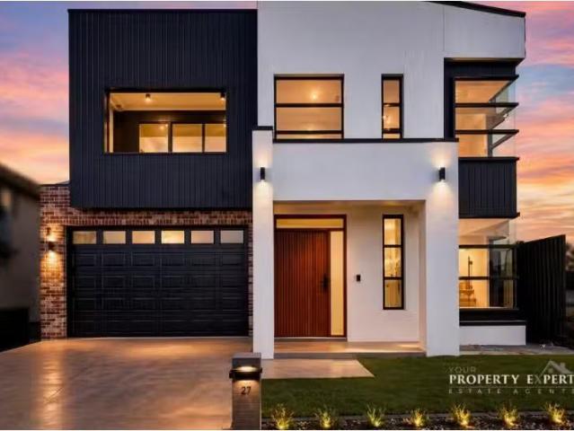 For Rent! 6 BR 42 Steeplechase Street, Box Hill House for rent.