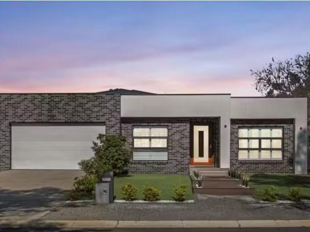 Deal! 6 BR 6 Dalabon Crescent, Waramanga House for rent Liste.