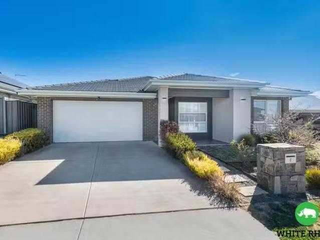 Nice 6 Kirchner Street, Googong, NSW 2620