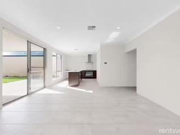 Nice 6 Hermosa Way, Madora Bay, WA 6210
