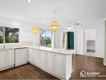 Nice 6 Lake Pl, Conder House for rent Listed by Danielle Coad.