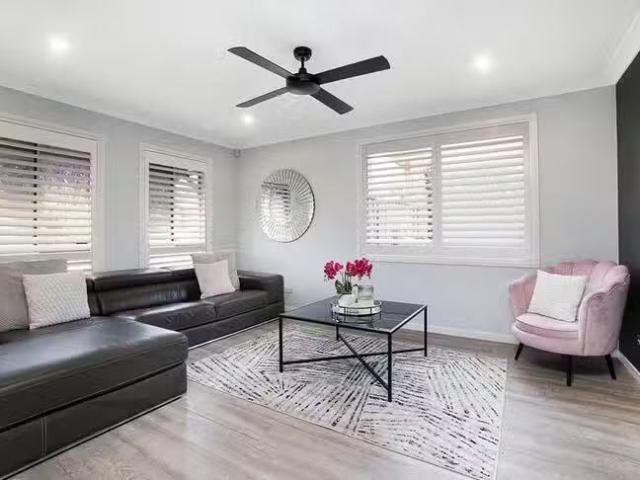 Unique 6 Whibley Avenue, Glenwood, NSW 2768