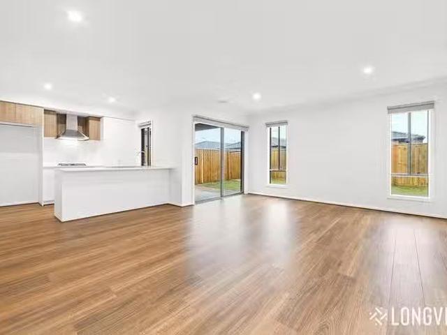 For Rent! 6 Wirilda Drive, Beveridge, VIC 3753