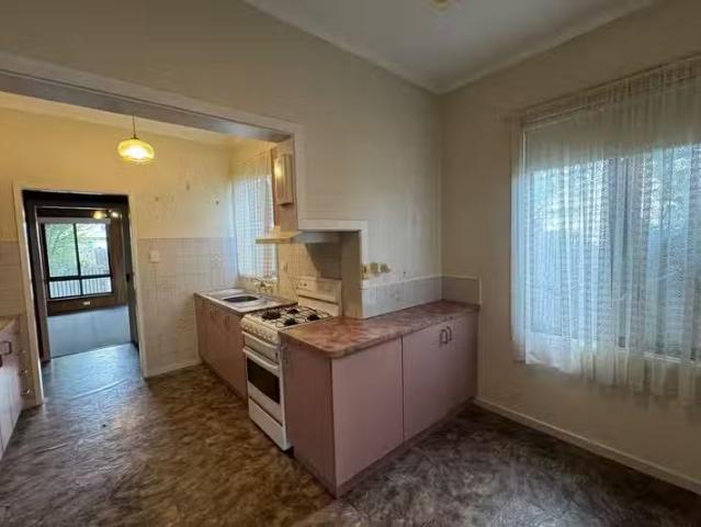Deal! 6 Tennyson Street, Norlane, VIC 3214 House for Rent
