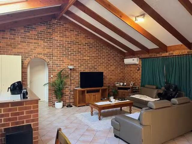 Nice 6A Glenvale Cross, Dunsborough, WA 6281