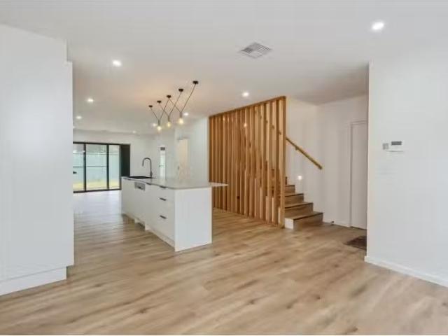 Rental! 6B Olympus Way, Lyons Townhouse for rent Listed by Ge.