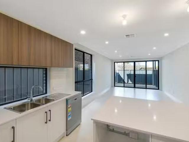 Unique 6D Donald Street, Campbelltown, SA 5074