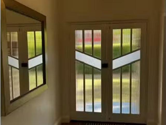 Cheap 752 Pemberton Street, Albury House for rent Listed by C.