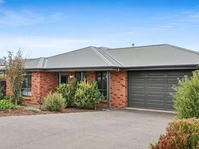 Nice 75 Kleinig Drive, Hayborough, SA 5211