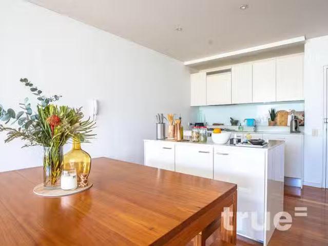 Cheap 703/47 Cooper Street, Surry Hills, NSW 2010