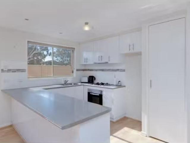New 7/10 Druid Street, Golden Square Apartment for rent Liste.
