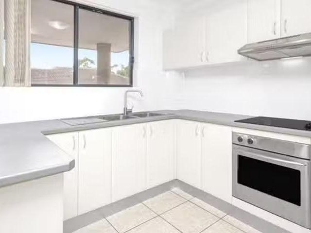 Rental! 7/16 18 Priddle Street, Westmead, NSW 2145