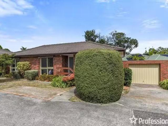 Charming 7/18 Hutton Avenue, Ferntree Gully, VIC 3156