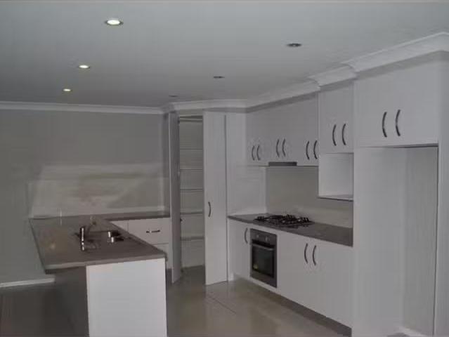 Rental! 71 Botanic Way, Orange House for rent Listed by Jane.