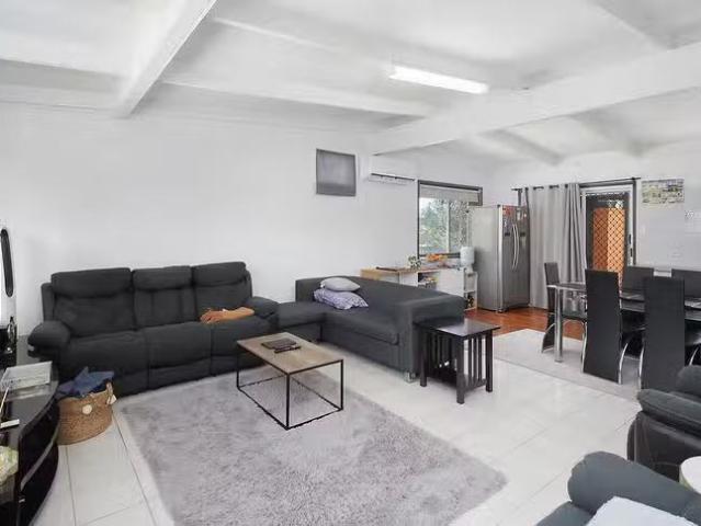 Unique 734 Browns Plains Road, Marsden, QLD 4132