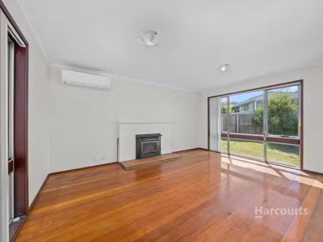 Cozy 7 Arden Drive, ROKEBY, TAS 7019 House for Rent
