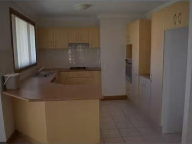 Rental! 7 Hurley Close, Llanarth House for rent Listed by Mcg.