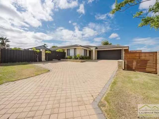 Nice 7 Stylis Cove, Mindarie, WA 6030