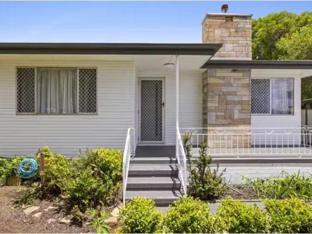 Just in! 7 Podd Street, Wilsonton House for rent Listed by Pr.