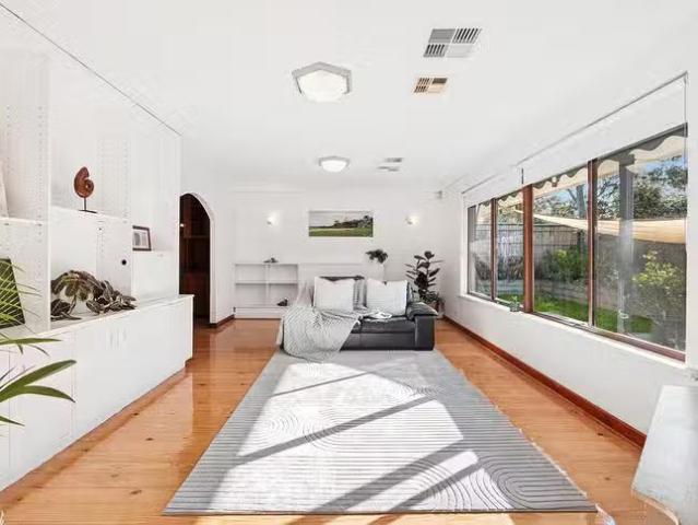 Just in! 7 Reservoir Drive, Flagstaff Hill, SA 5159