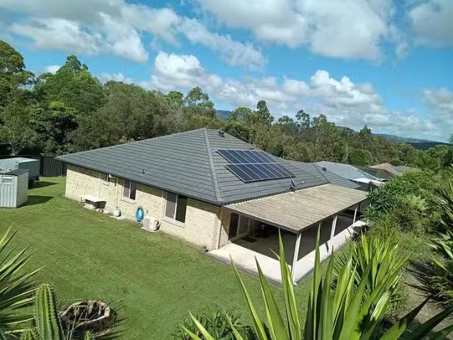 Just in! 7 Winchester Drive, Nerang, QLD 4211