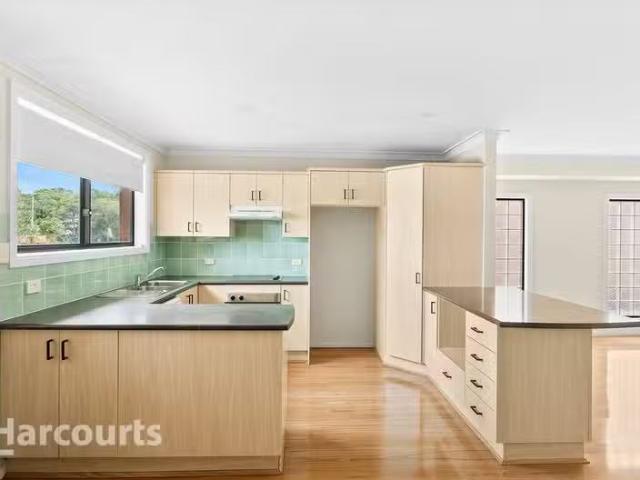 Unique 7A Cooinda Place, KIAMA, NSW 2533 House for Rent