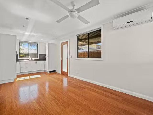 Nice 7A Waratah Street, Bateau Bay, NSW 2261