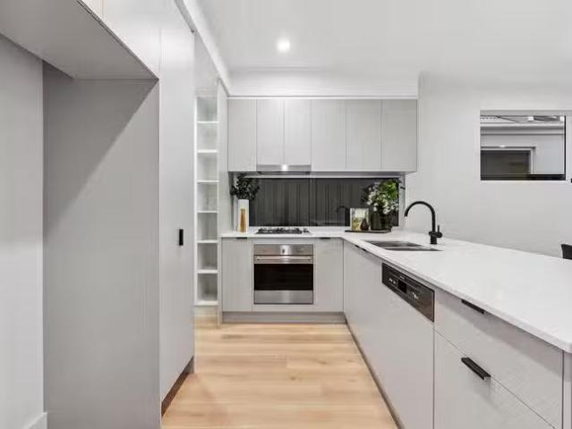 Nice 7A & 7B Sunbeam Road, Glynde, SA 5070