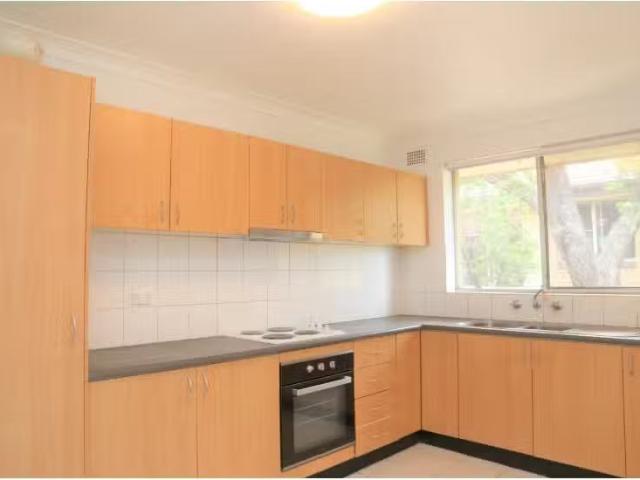 Just in! 8/56 Prospect Street, ROSEHILL Apartment for rent Li.