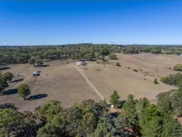 Cheap 88 Bullens Road, ARDING House for rent Listed by Ashley.