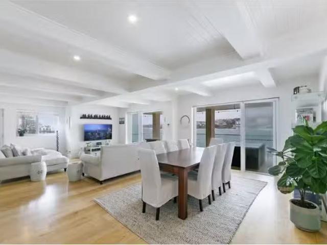 Cheap 8/111 Ramsgate Avenue, Bondi Apartment for rent Listed.