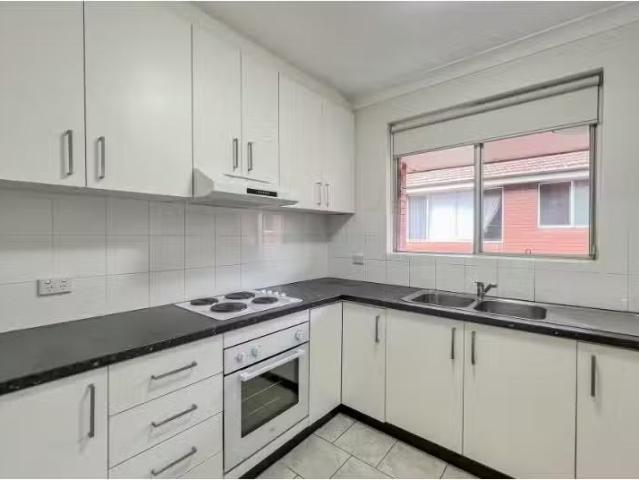 Charming 8/18 Denman Avenue, Wiley Park Apartment for rent Li.