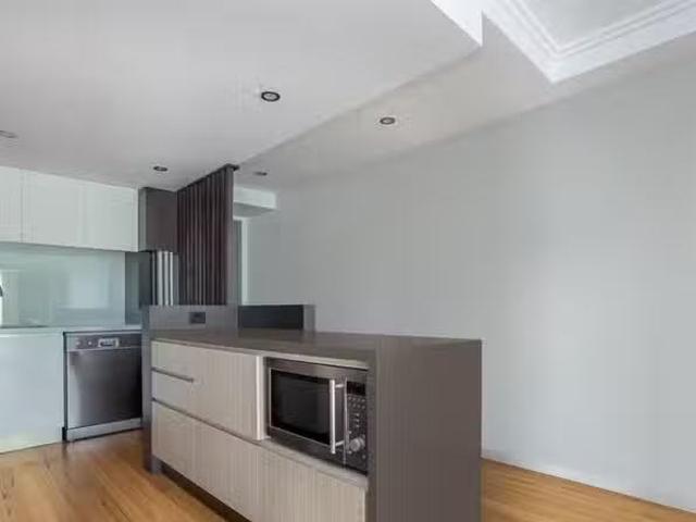 Cozy 8/25 Vincent Street, Indooroopilly, QLD 4068