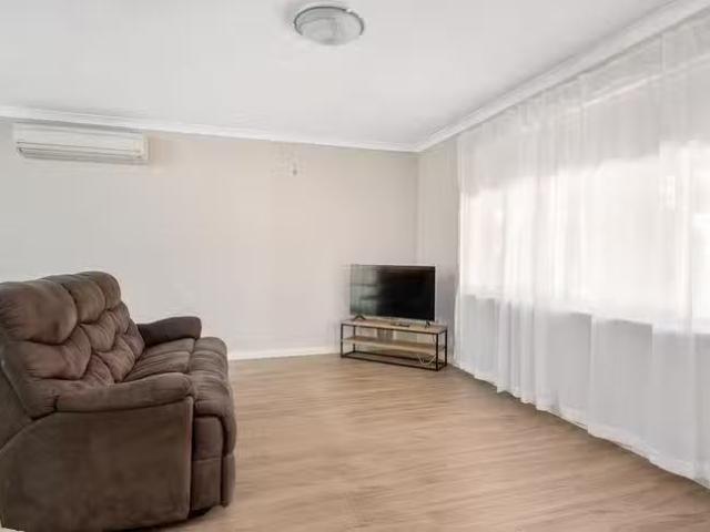 Deal! 8/269 Dugan Street, Somerville, WA 6430