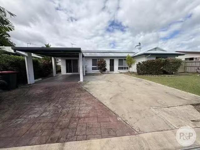 Cozy 82 Whitsunday Drive, Kirwan, QLD 4817