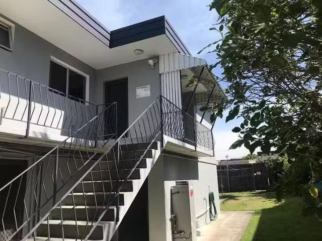 Nice 8/36 Skew Street, Sherwood, QLD 4075