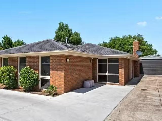 Cozy 83 Calder Highway, Diggers Rest VIC 3427