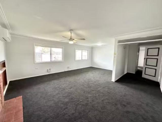 Rental! 8 Claude Street, Armidale House for rent Listed by Pr.