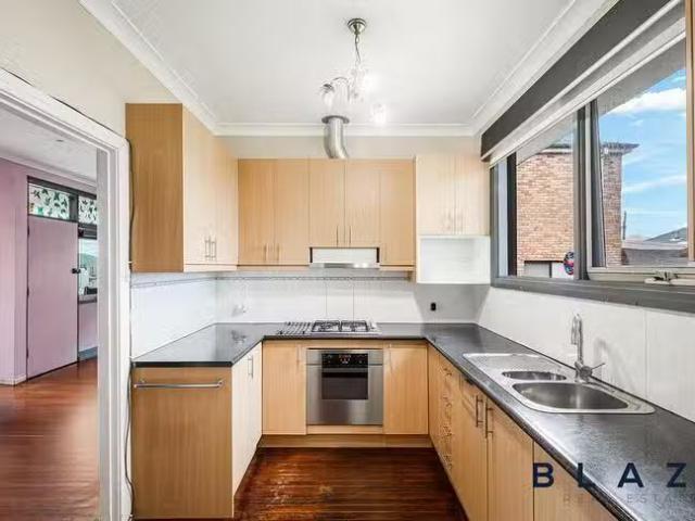 New 8 Mary Crescent, Liverpool, NSW 2170